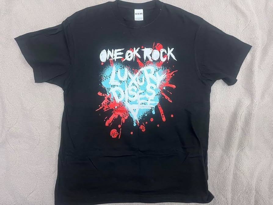 ONE OK ROCK ライブハートTシャツ　サイズL Amazon.co.jp: ONE OK ROCK Heart T-Shirt Large : Hobbies